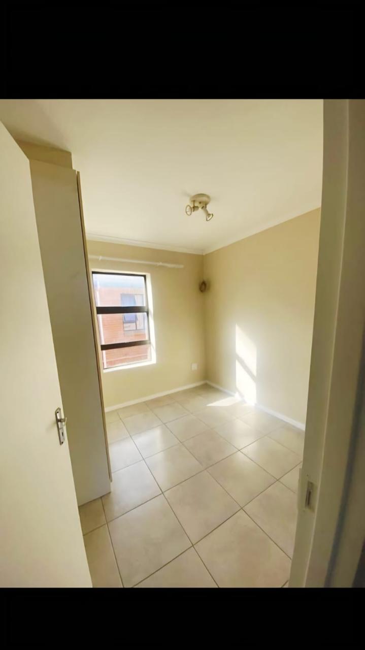 To Let 2 Bedroom Property for Rent in Sea Breeze Western Cape